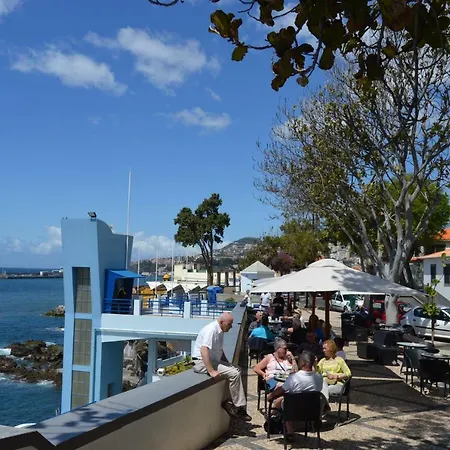 Prázdninový dům House In With Panoramic View 2-6 Funchal (Madeira)